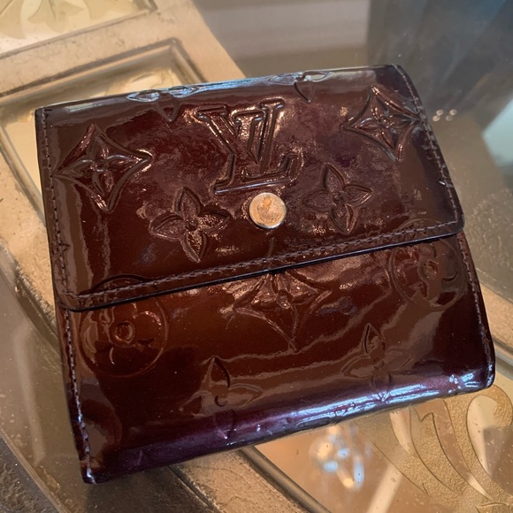 Louis Vuitton Handbags - Louis Vuitton Vernis Amaranth Wallet